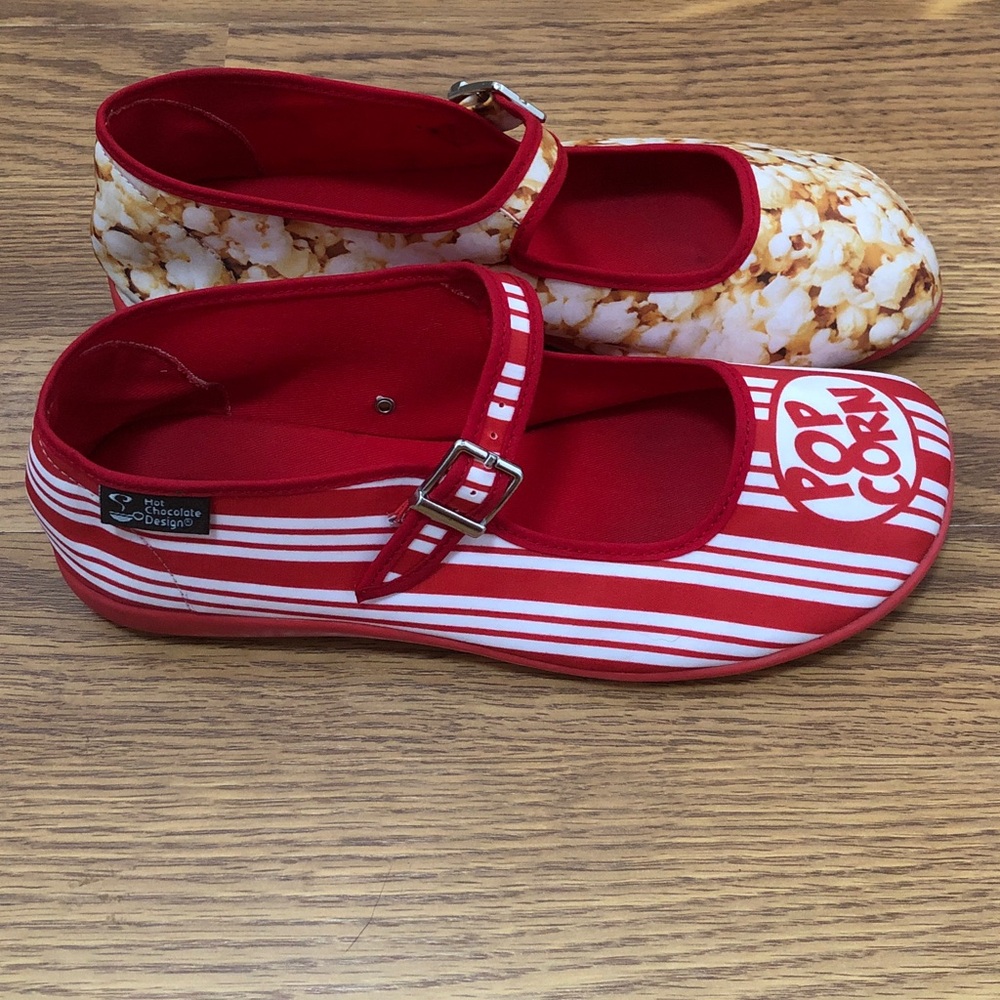 Hot Chocolate Popcorn Mary Janes Red Novelty Flats size 38 (US Size 8) - Picture 3 of 9